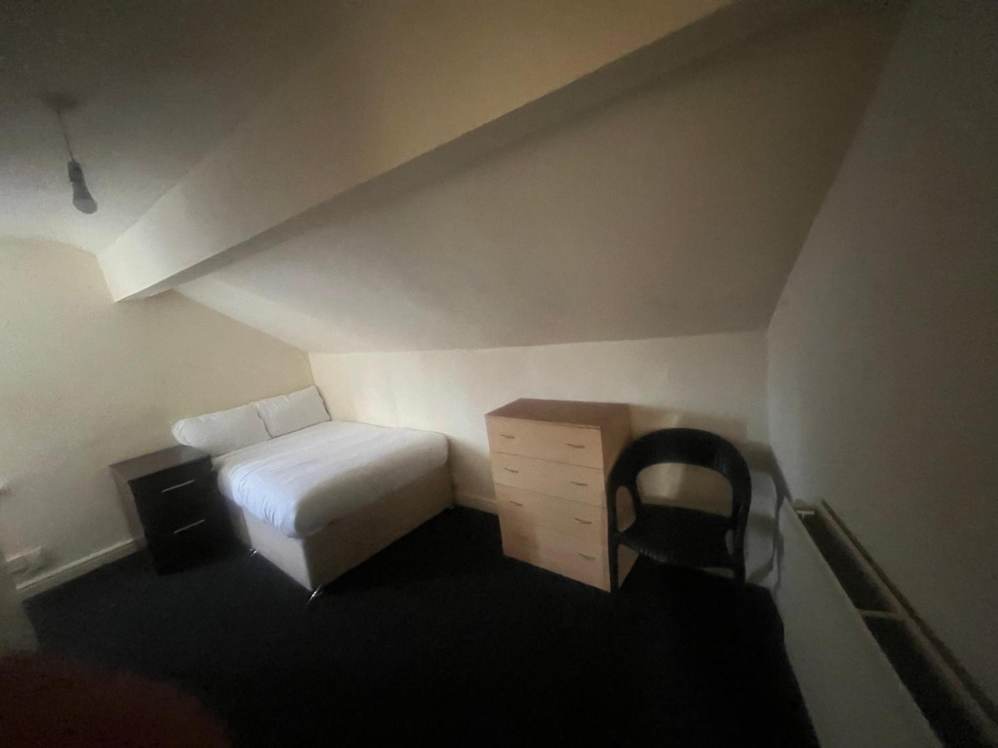 Simple Inn Вейкфілд Екстер'єр фото